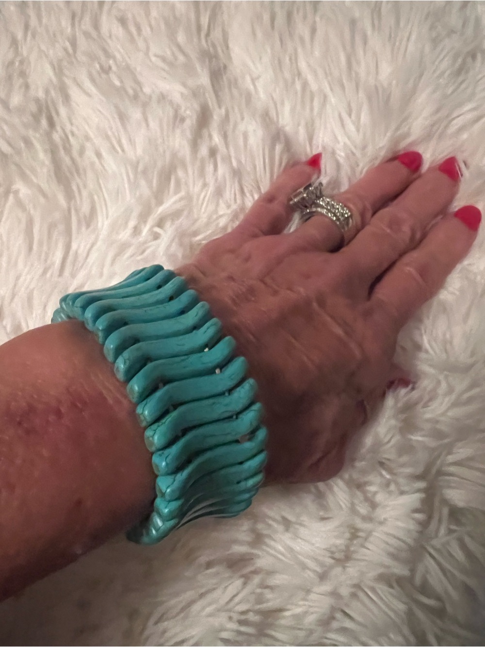 Turquoise Stretch Wave Link Bracelet - Women Jewelry